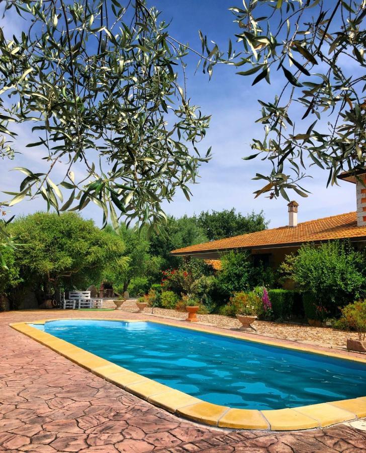 B&B Casa Vacanza Centro Sardegna Sorgono Bagian luar foto
